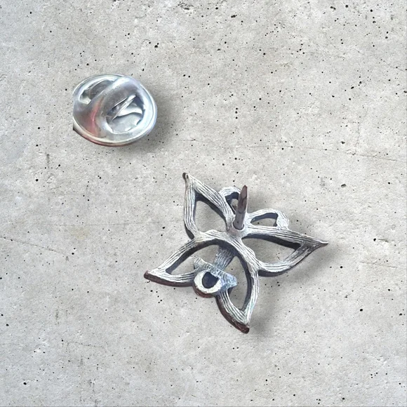 Vintage Silver-Toned Butterfly Brooch - Picture 5 of 7